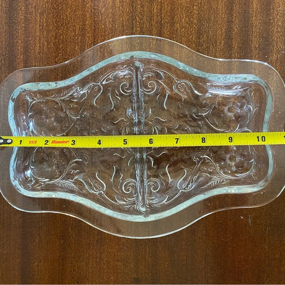 Elegant Clear Glass Soap Dish
